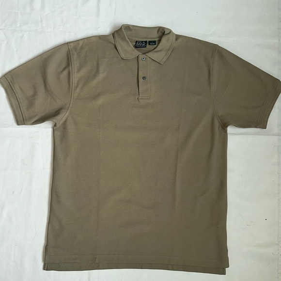 JoS. A. Bank Khaki 2 Button up Polo - Picture 1 of 7